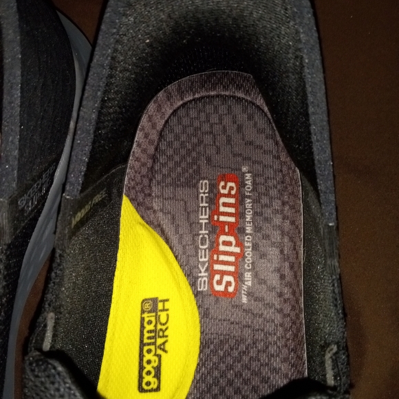 Skechers Men's Black Slip-Ins Shoes - Picture 5 of 7